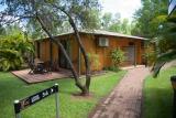 Comfortable, air-conditioned single roomed cabin at Cooinda Resort, Kakadu 