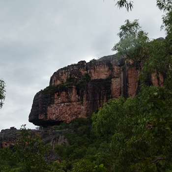 Burrunggui (Boor-oon-goy), Nourlangie area